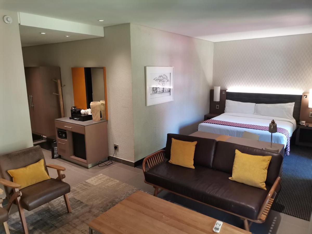 Hotel Garden Court Polokwane Exterior foto